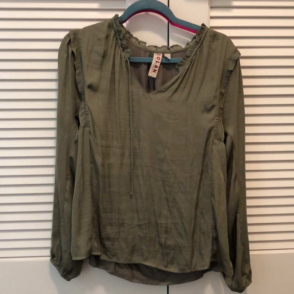 Anthropologie NWT flows green blouse! Size M